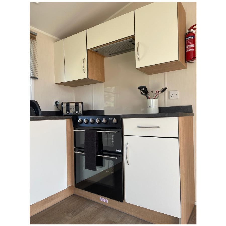Cosy 3-Bed Caravan Combe Haven St Leonards On Sea Hollington  Kültér fotó